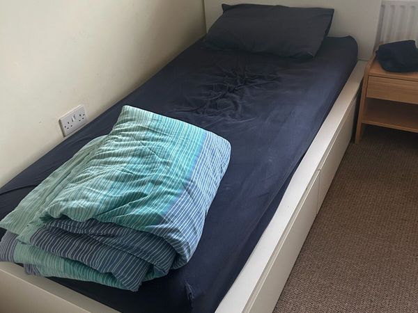 Free bed frame - Main image