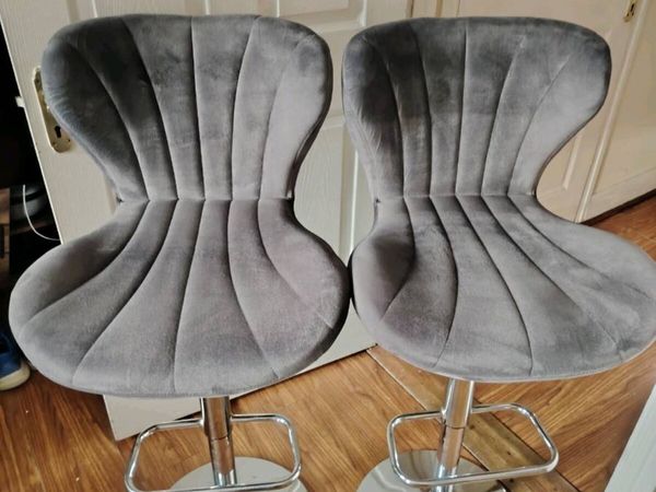 2 Adjustable High Chairs Kitchen FREE -Bar Stools - Main image