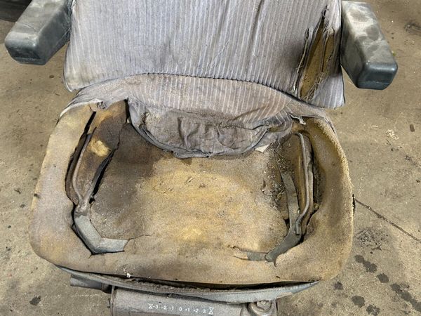 Original MF 300 Series Seat - Main image