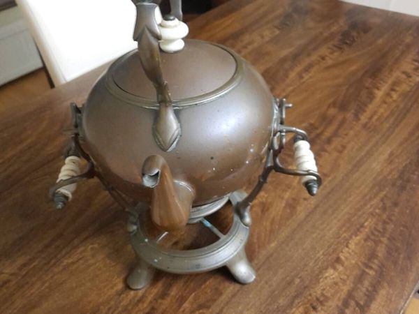 Antique Dutch  kettle - Main image