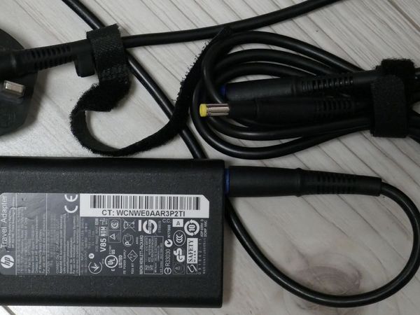 HP laptop power supply - Main image