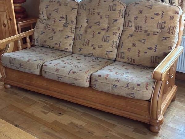 Three piece suite - Main image