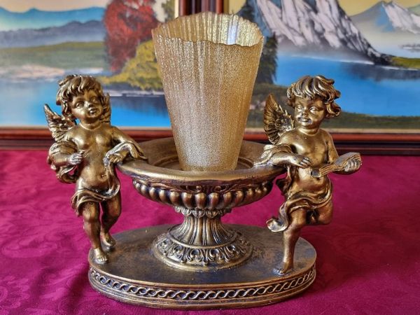 Cherub Golden Pedestal Holder With Murano Candle - Main image