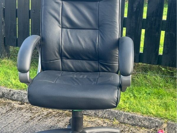 BRAND NEW Alphason Houston Cream Executive Chairs - Main image