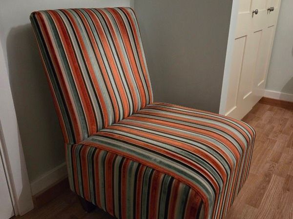 Contemporary Luxury Chair - Main image