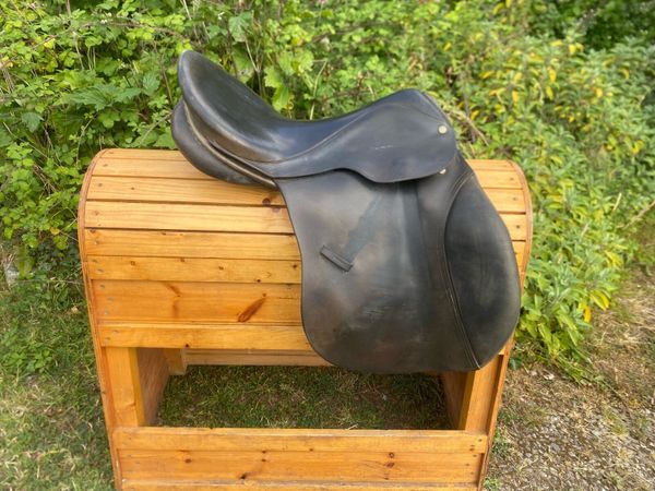 Berney brothers Leather saddle - Main image