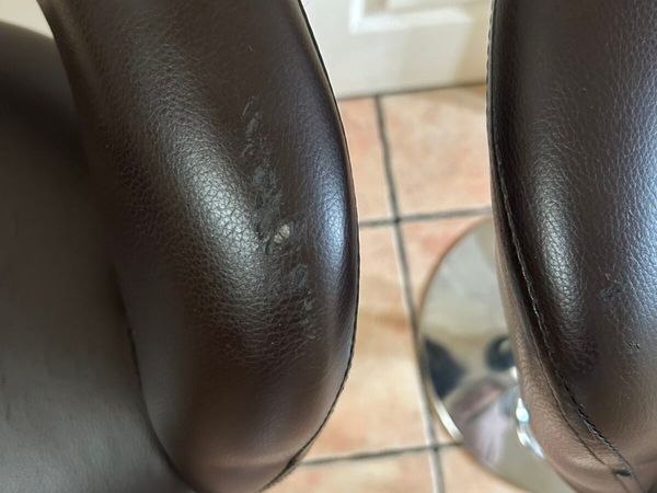 Swivel counter top chairs - Main image