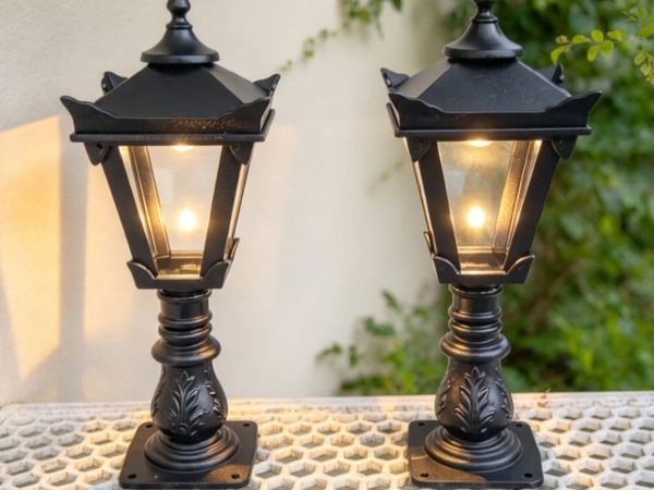 Cast iron lights - Main image