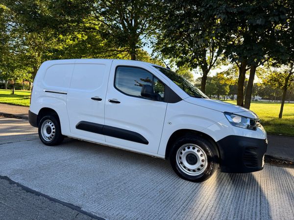 CITROEN BERLINGO -CVRT 09/27 - VAT INVOICE- LOW KM - Main image