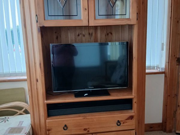 Pine tv cabinet - Main image