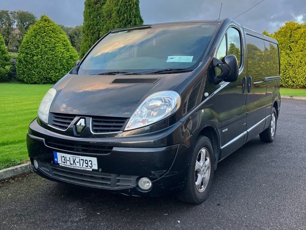 Renault Trafic 2013 - Main image