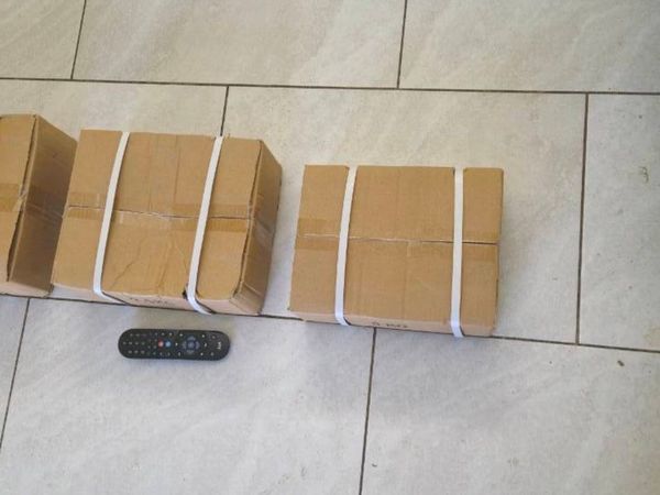 3xbrand new sets of hex dumbbells - Main image