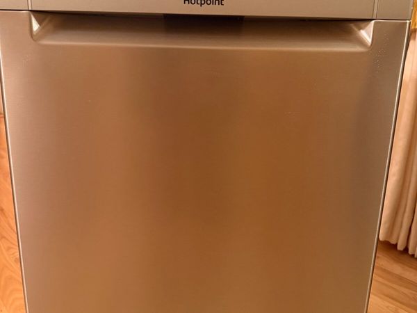Hotpoint Inverter Dishwasher - Main image
