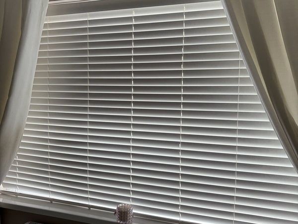 Venetian Blinds - Main image