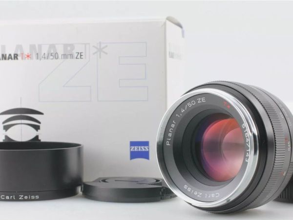 Carl Zeiss Planar T* 50 mm f/1.4 ZE Canon mount - Main image