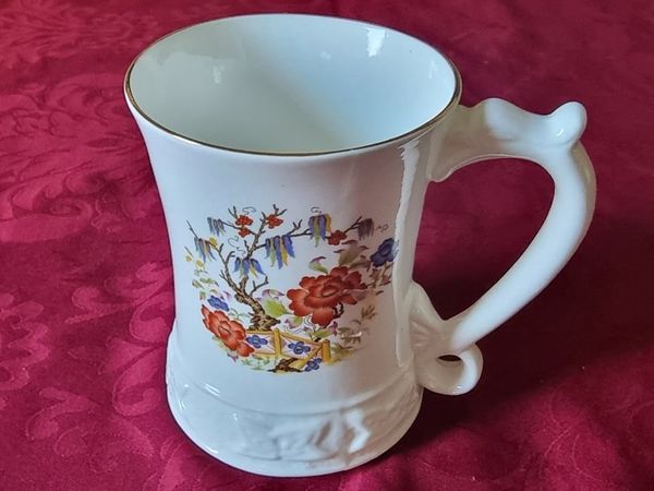 Royal Stuart By Royal Tara Floral Tankard / Vase - Main image