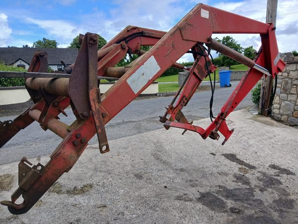 Ford and Massey loaders - Main image