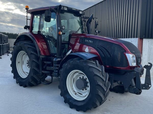 Valtra t153 - Main image