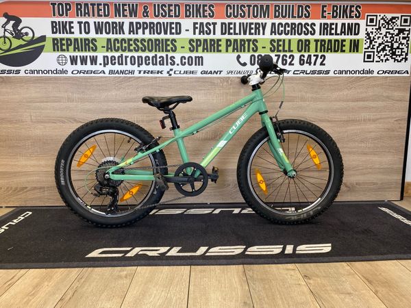 Cube acid race 200 - Main image