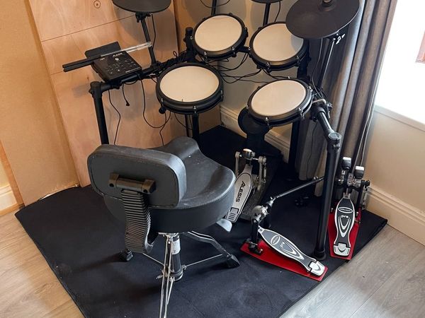 Alesis Nitro Max electronic drum kit with extras - Main image
