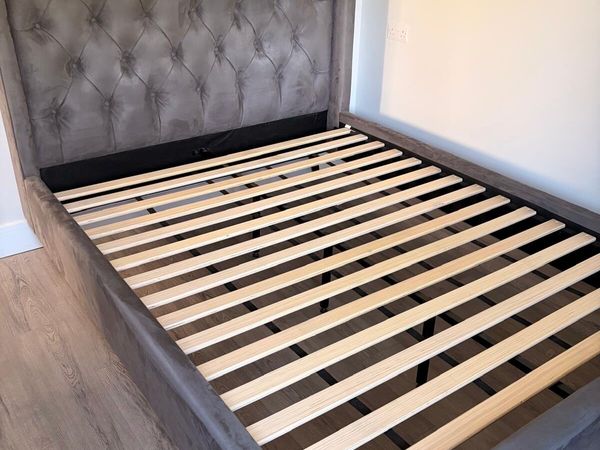 Harrison king bed - Main image