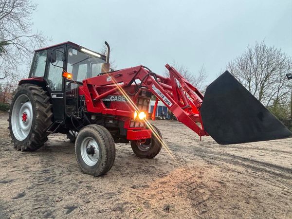 Case international with front loader - Main image