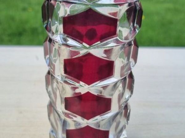 Vase designed by J.G. Durand for Luminarc, 1970s. - Main image