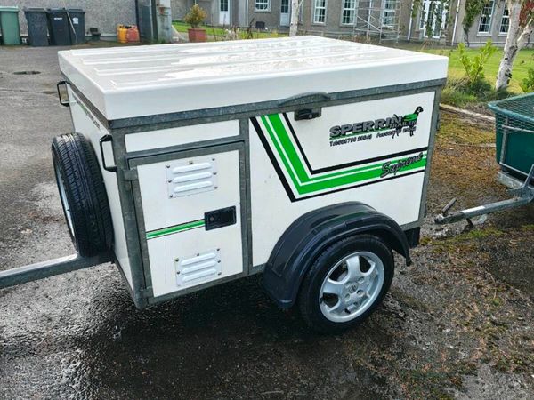Dog trailer - Main image