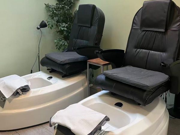 Pedicure Spa Chair – Salon Foot Spa Chair - Main image