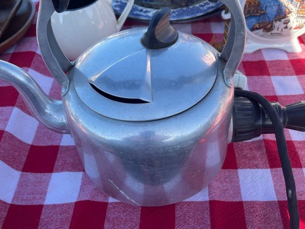 Vintage Electric Kettle - Main image