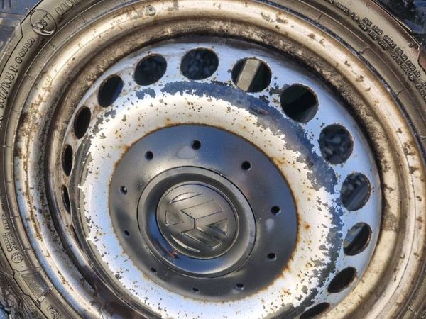 4 vw 16`` wheels & 90% Tyres - Main image