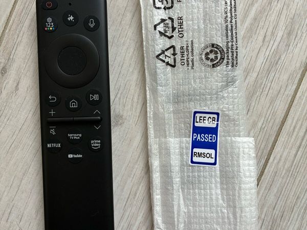 Genuine Samsung Smart TV Solar Remote - Main image