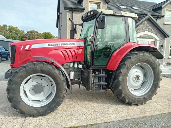 Massey Ferguson 2012 - Main image