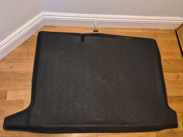 Dacia Duster boot protector - Main image