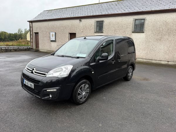 Citreon berlingo TAX & CVRT - Main image