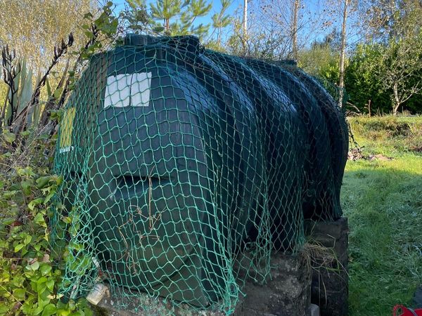 Heating oil tank with some oil inside - Main image