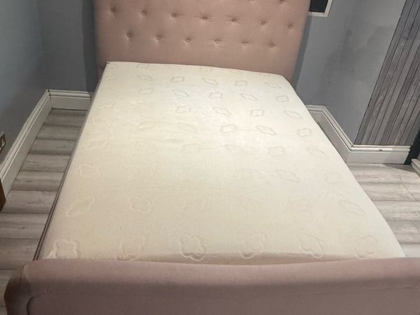 Double bed and mattress - Main image