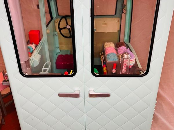 Generation Doll Ice Cream Van - Main image