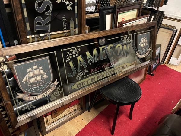 Jamerson whiskey mirror - Main image