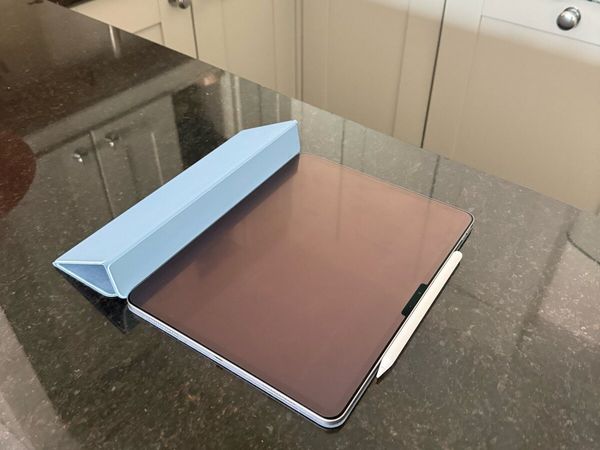iPad Air 13” M3 128gb + pencil, case and protector - Main image