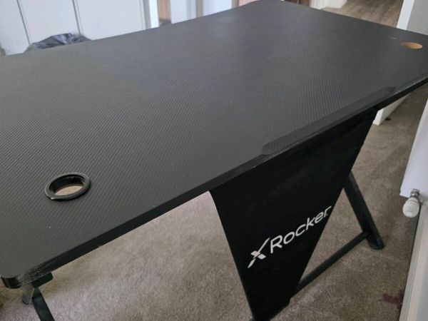 Desk - gaming - almost new ! - Main image