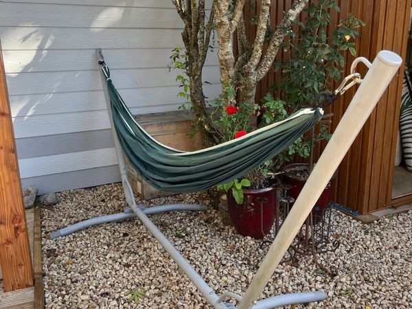 Decathlon Quechua Hammock + Freestanding Metal Sta - Main image