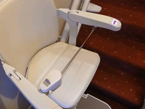 Stair lift - Main image