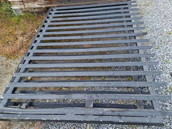HEAVY DUTY PALISADE / SECURITY GATES – 14FT WIDE - Main image