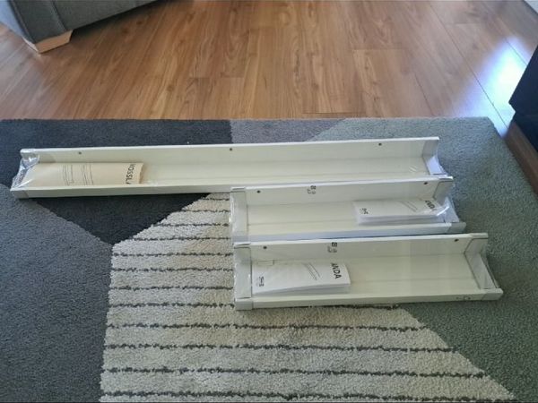 IKEA shelves for picture frames (3) - Main image