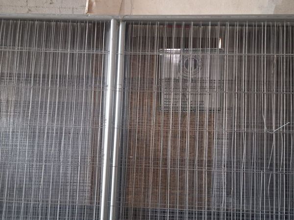 Site security fencing 3450mm wide x 2000mm high - Main image