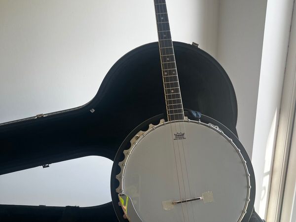Clareen Irish tenor banjo (19 fret) - Main image
