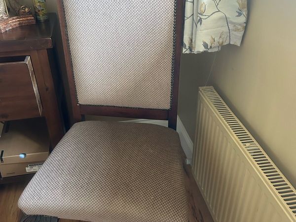 Antique chairs - Main image