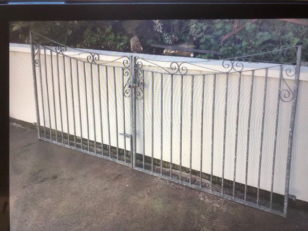 Gates - Main image