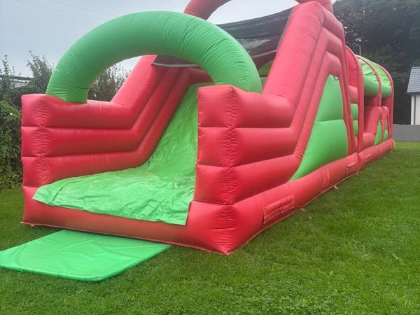 Bouncy castle - Main image